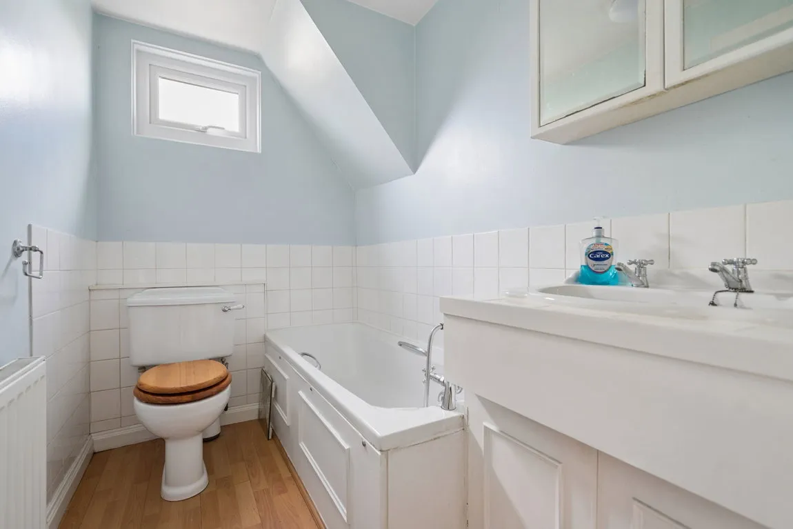 Waxwell Lane, Pinner, HA5, photo 4