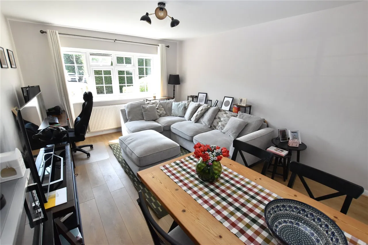 Alexandra Road, Farnborough, Hampshire, GU14 6ED, photo 7