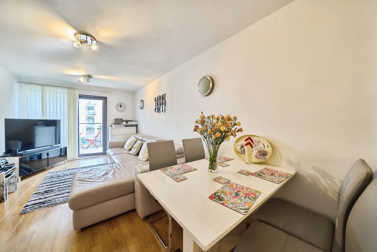 Jude Street, London, E16, photo 10