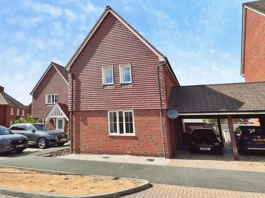 Carriage Road, Broughton, HP22, photo 12