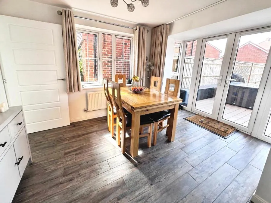 Carriage Road, Broughton, HP22, photo 4