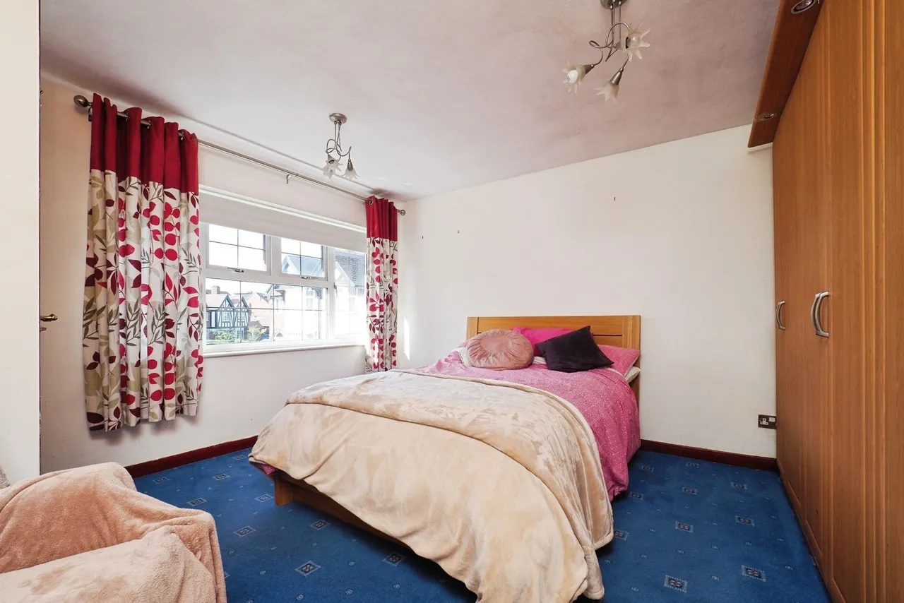 Larch Crescent, Beeston, Nottingham, Nottinghamshire, NG9, photo 15
