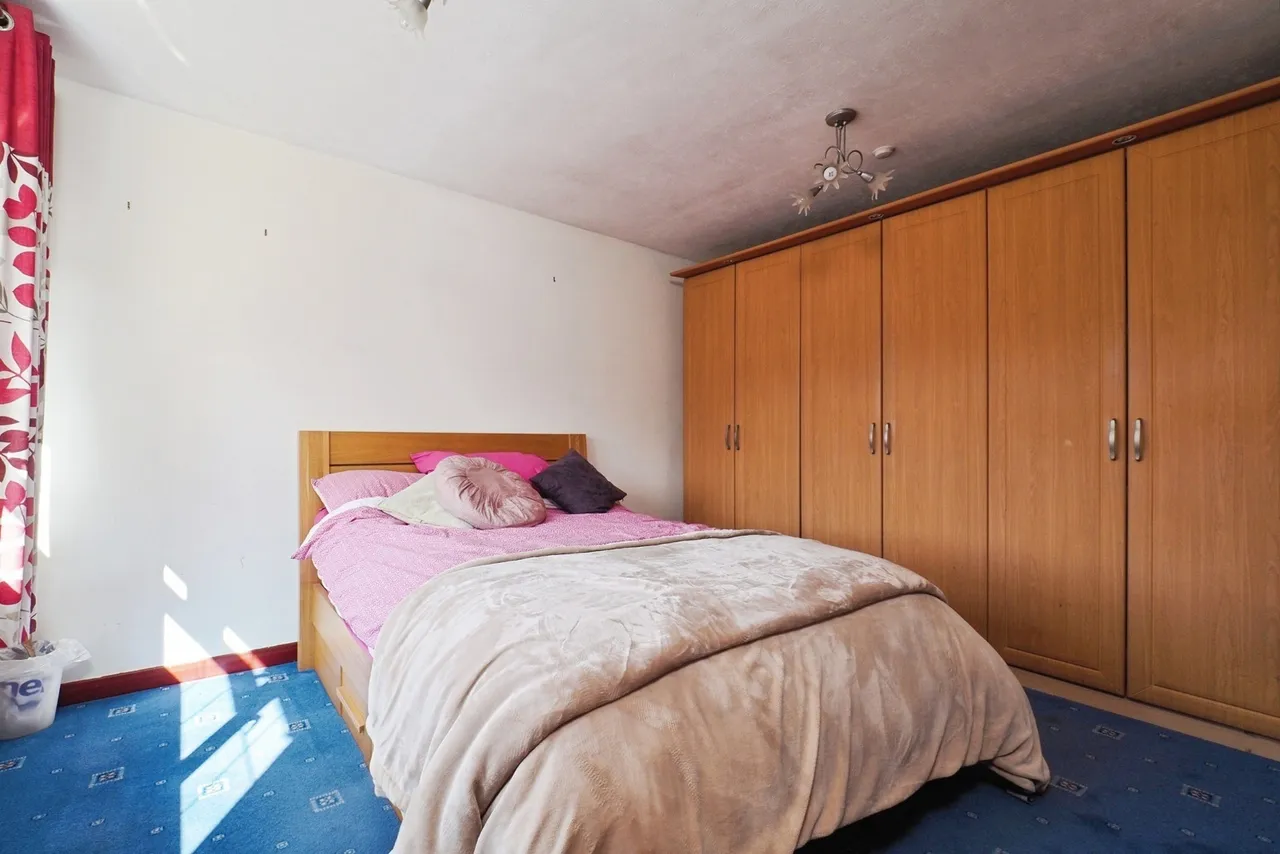 Larch Crescent, Beeston, Nottingham, Nottinghamshire, NG9, photo 13