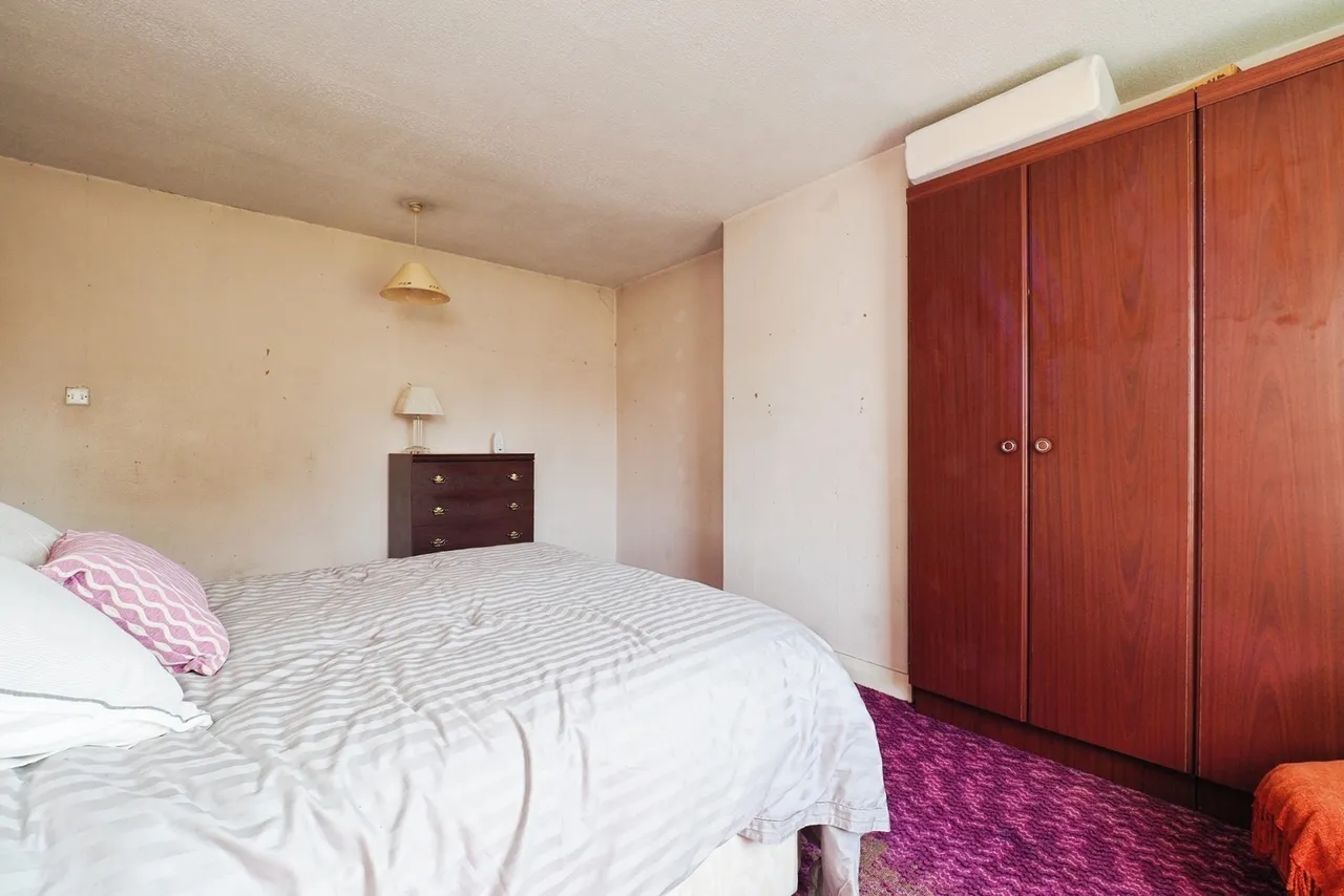 Larch Crescent, Beeston, Nottingham, Nottinghamshire, NG9, photo 16