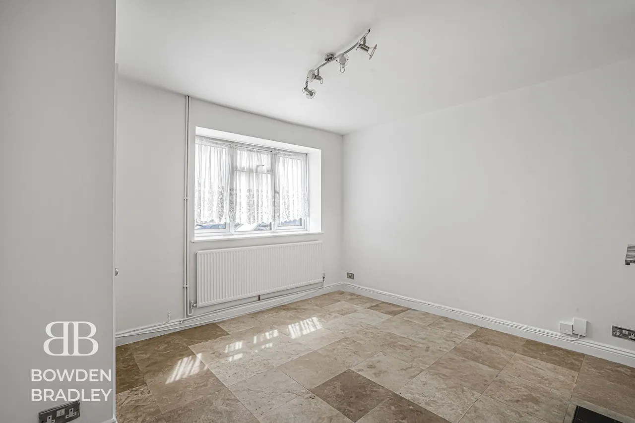 Burrow Road, Chigwell, IG7, photo 7