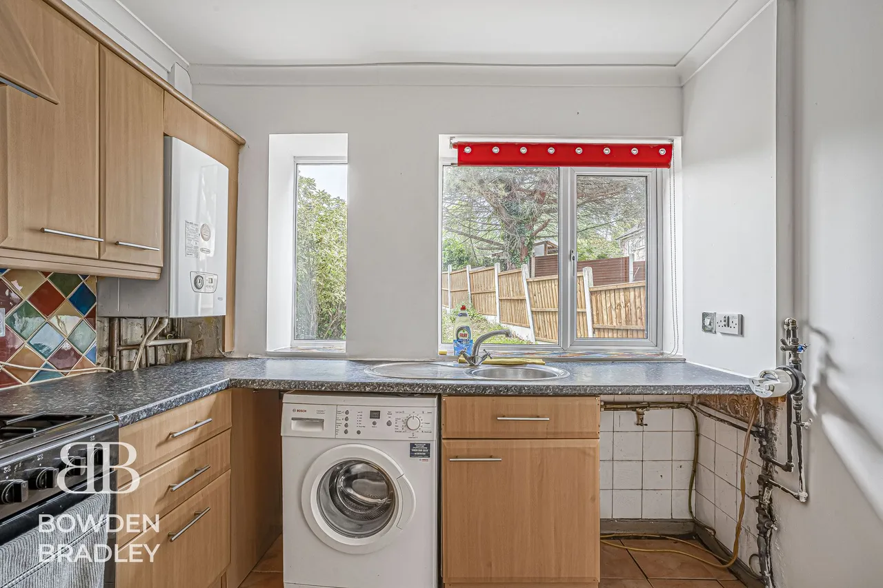 Burrow Road, Chigwell, IG7, photo 10