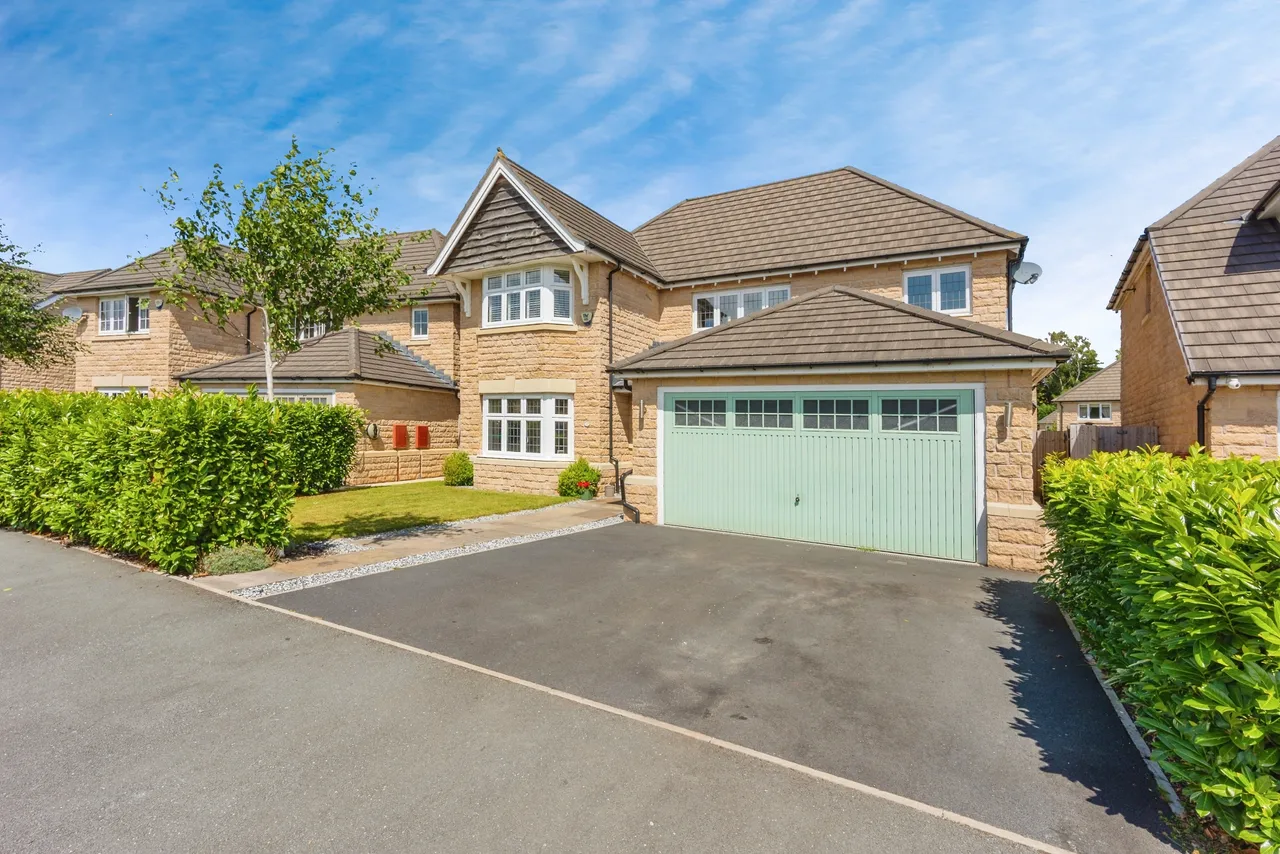 4 bed house for sale, Springwood Way, Macclesfield, SK10