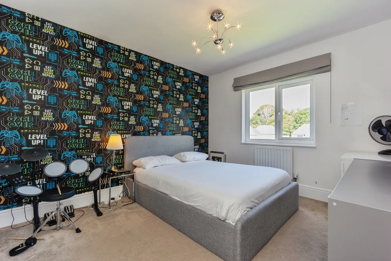 Springwood Way, Macclesfield, SK10, photo 12