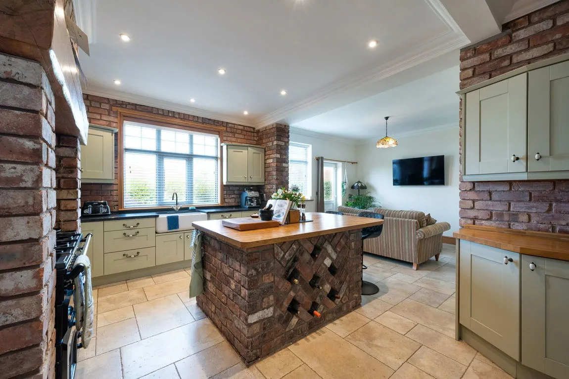 Linden Walk, Prestatyn, Denbighshire, LL19 9EE, photo 4