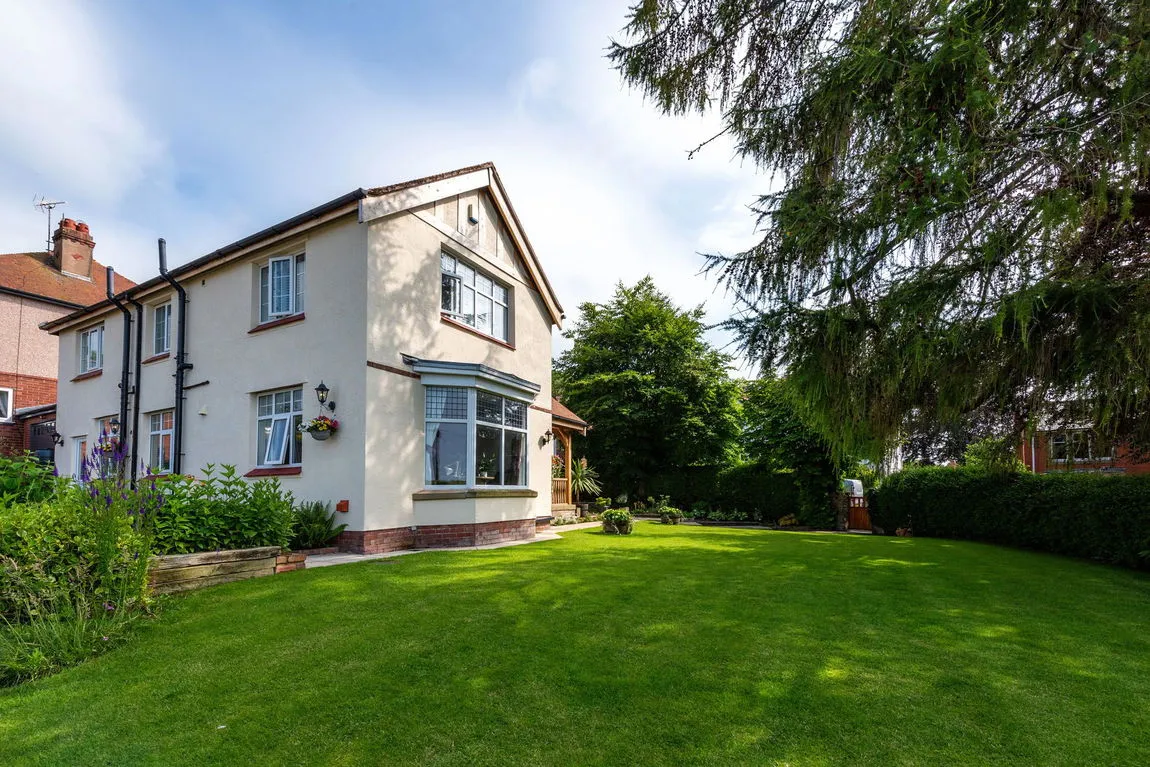 Linden Walk, Prestatyn, Denbighshire, LL19 9EE, photo 20