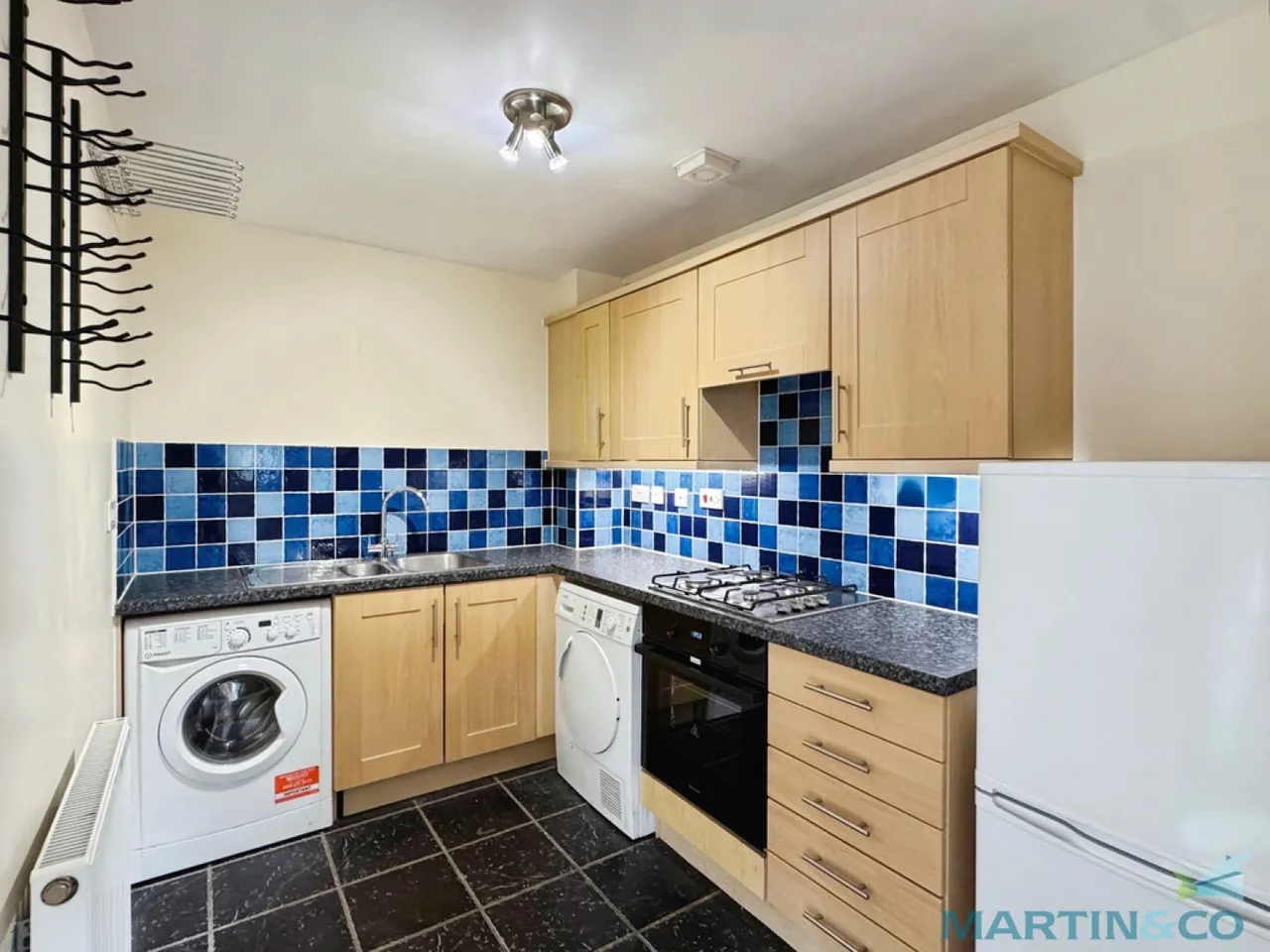 Bryony Drive, Kingsnorth, TN23, photo 2