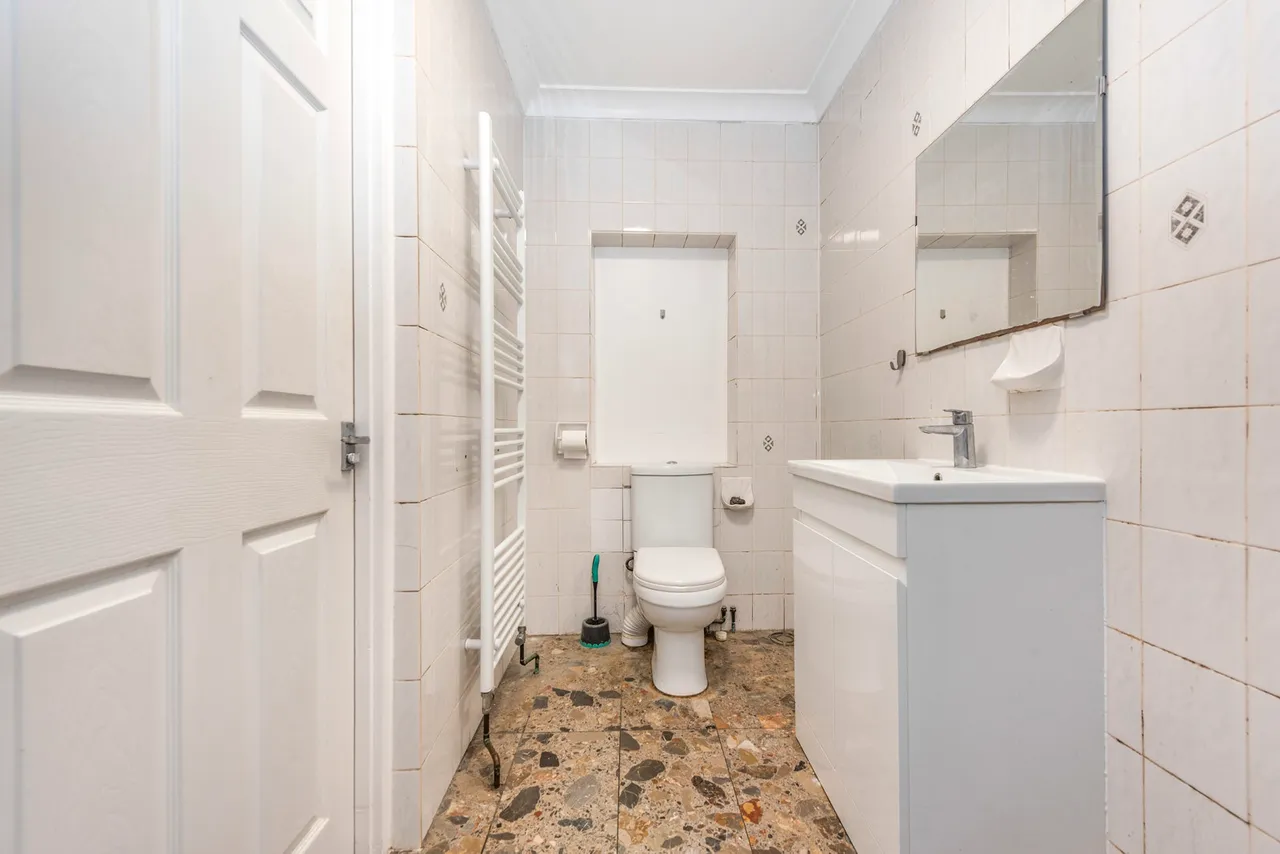 Grove Road, Hounslow, TW3, photo 13