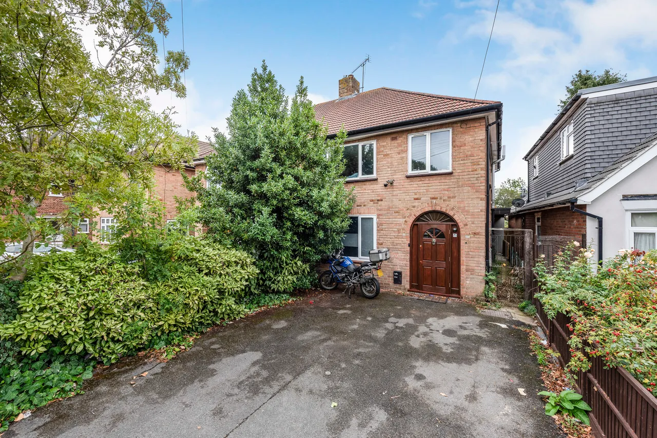 1 bed property to rent, Grove Road, Hounslow, TW3
