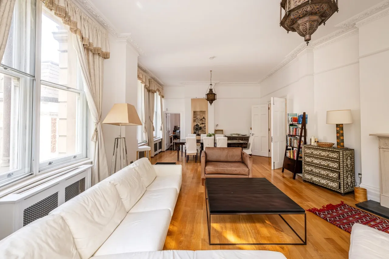 Northumberland Avenue, Charing Cross, WC2N, photo 6