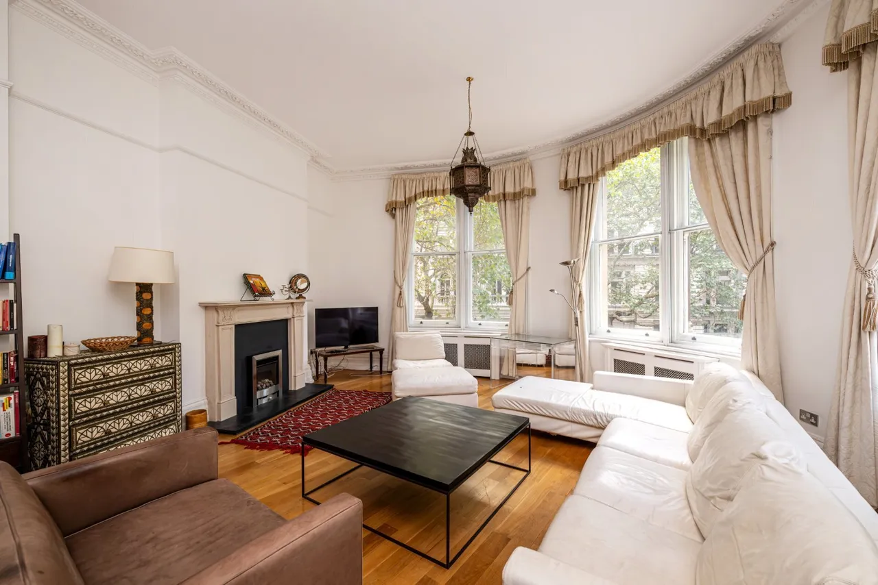 Northumberland Avenue, Charing Cross, WC2N, photo 14