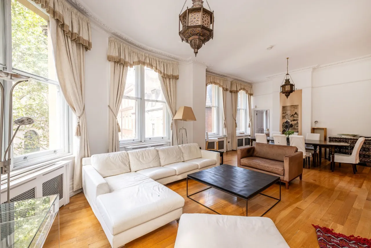 3 bed flat for sale, Northumberland Avenue, Charing Cross, WC2N