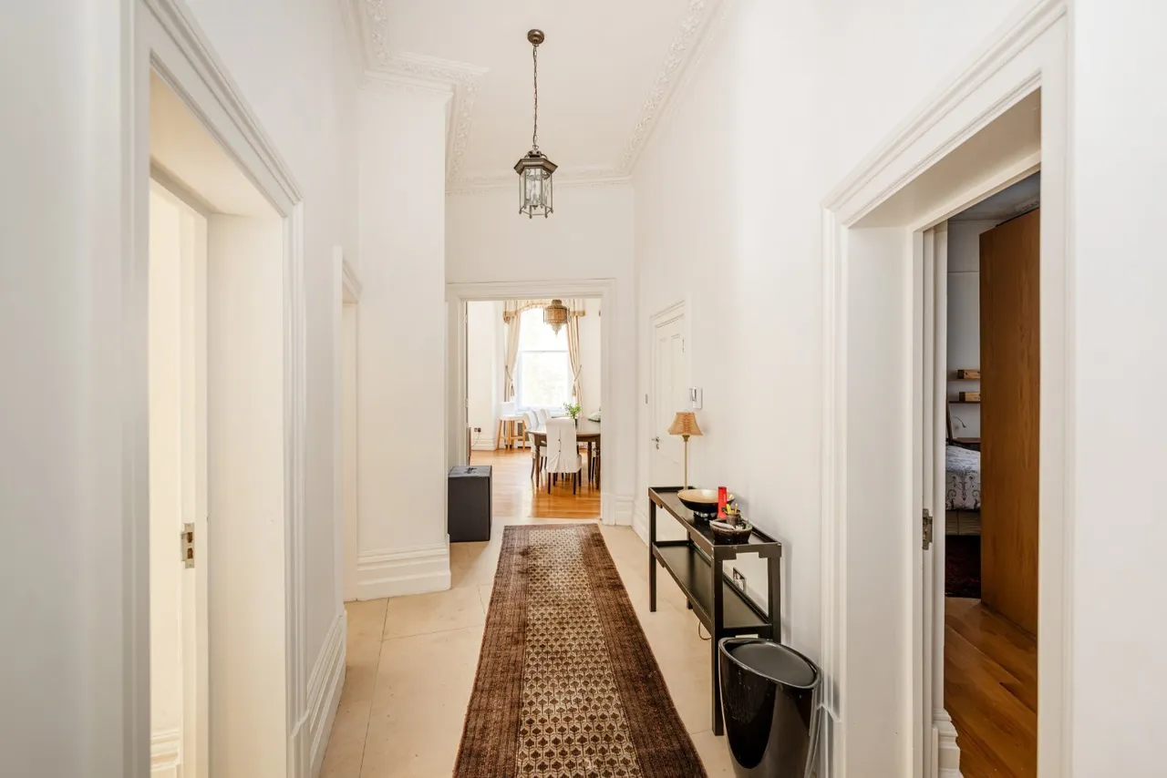 Northumberland Avenue, Charing Cross, WC2N, photo 27