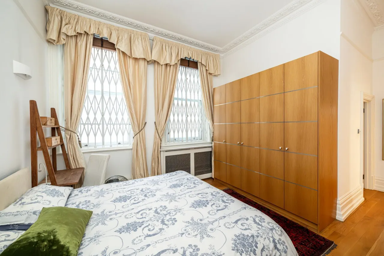 Northumberland Avenue, Charing Cross, WC2N, photo 23
