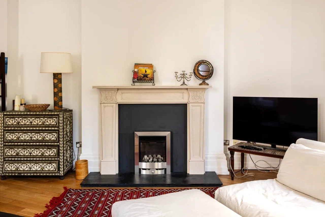 Northumberland Avenue, Charing Cross, WC2N, photo 13