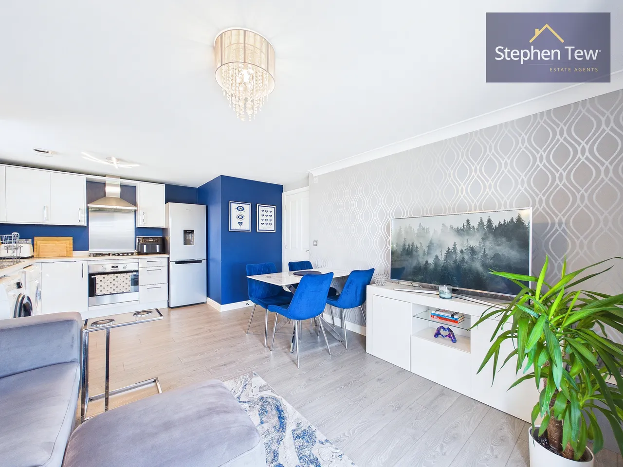 Lea Green Drive, Blackpool, FY4, photo 2