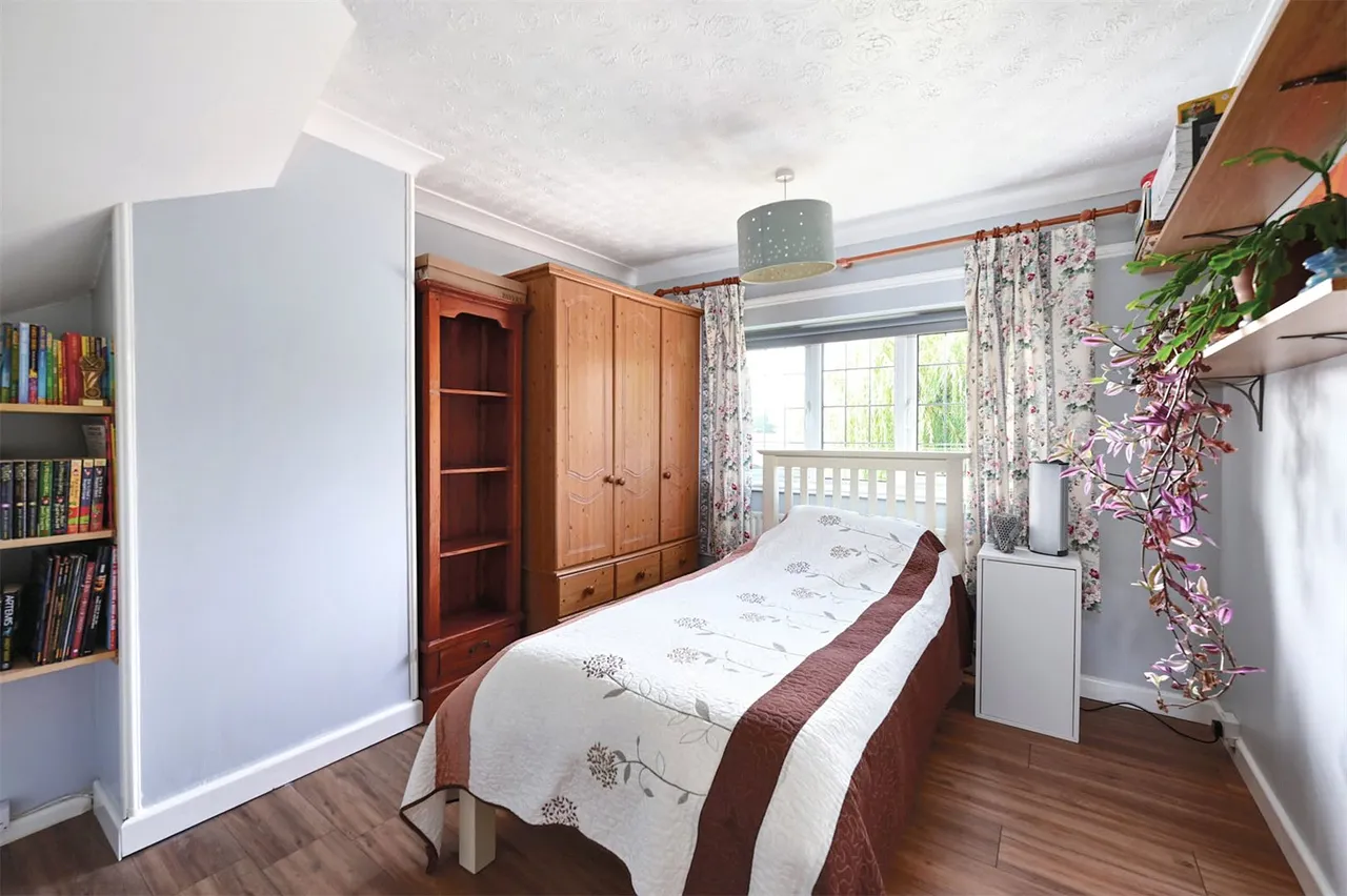 Sandy Lane, Hartley Wintney, Hook, Hampshire, RG27 8DT, photo 10