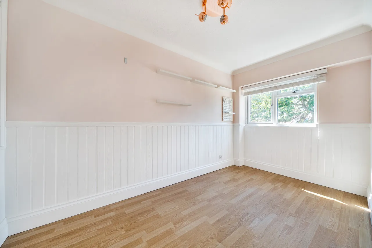 Boswell Close, Orpington, Kent, BR5, photo 11