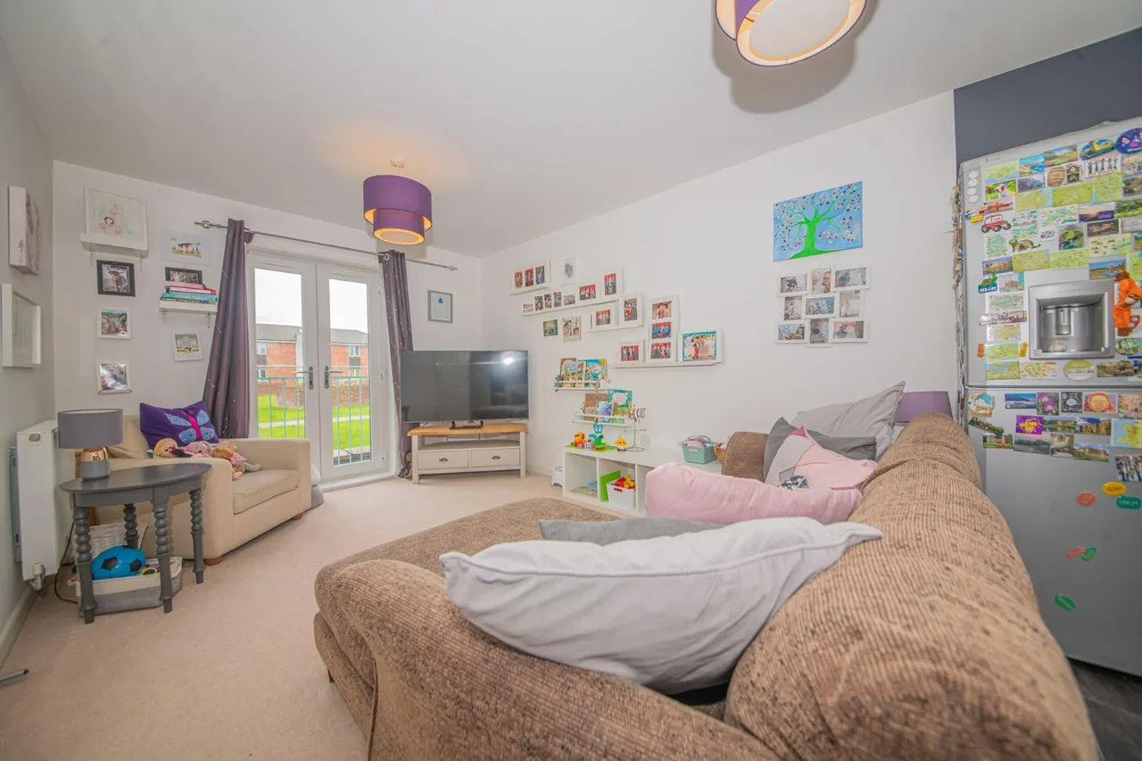 Conduct Gardens, Eastleigh, SO50 9QG, photo 3