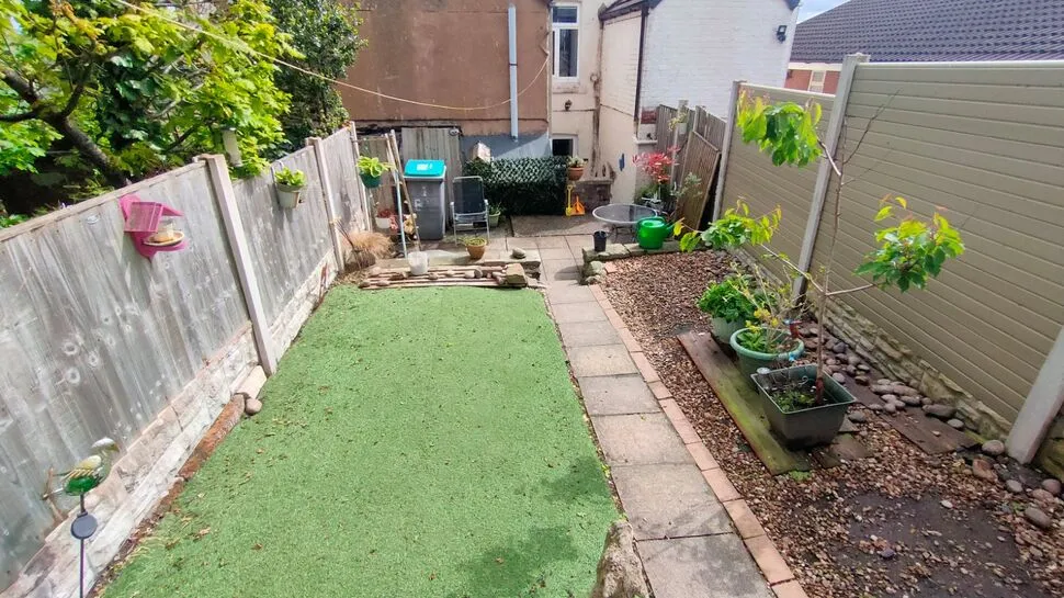 Top Road, Summerhill, LL11, photo 4