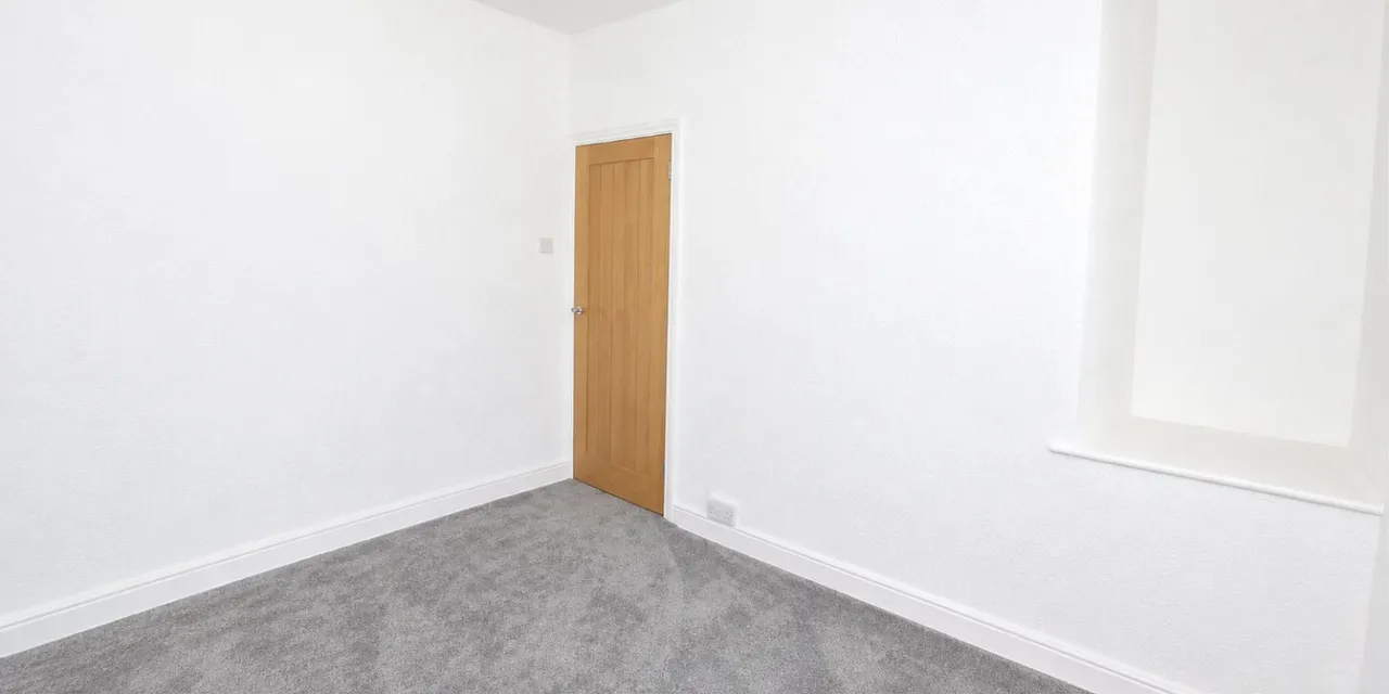 Silverlea Avenue, Wallasey, CH45, photo 9