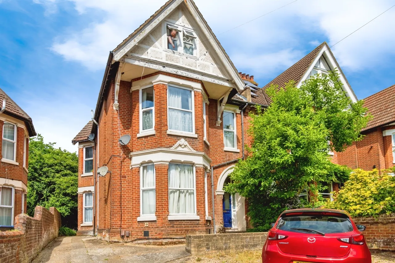 1 bed flat for sale — Hill Lane, Southampton