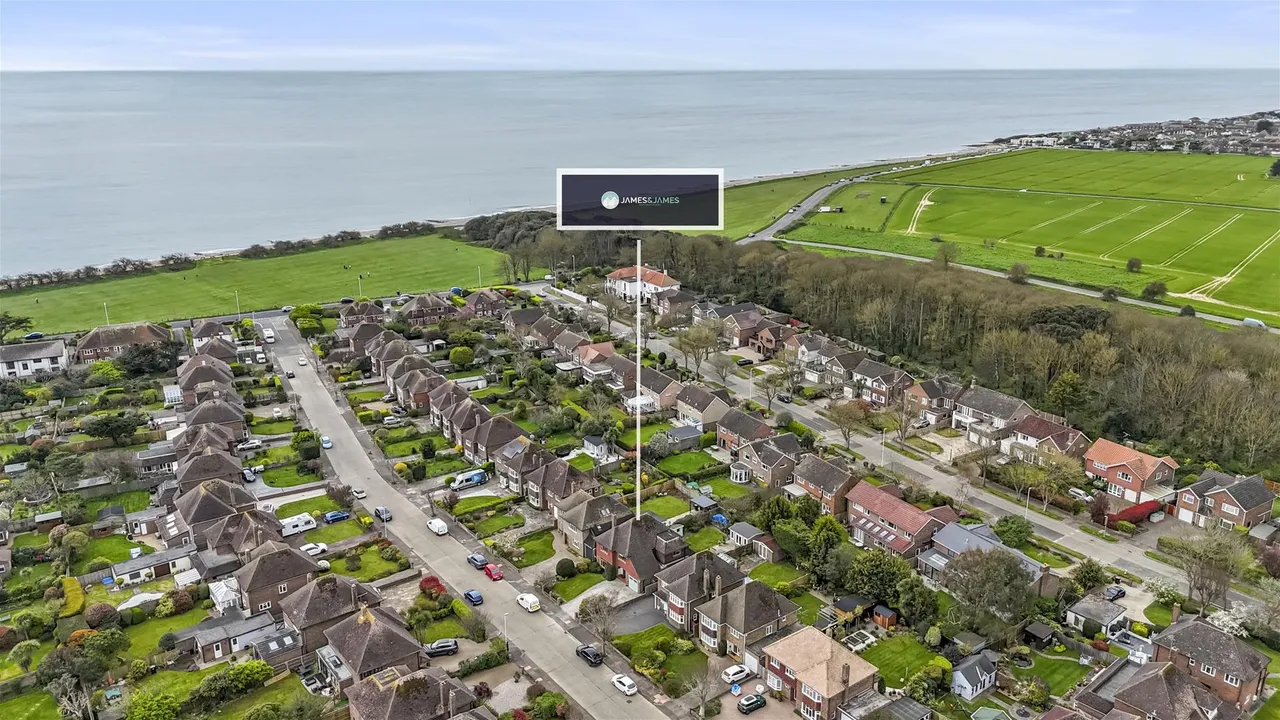 Withdean Avenue, Goring-By-Sea, Worthing, photo 6