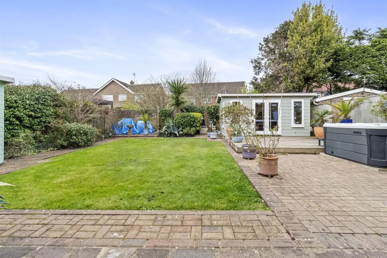 Withdean Avenue, Goring-By-Sea, Worthing, photo 23