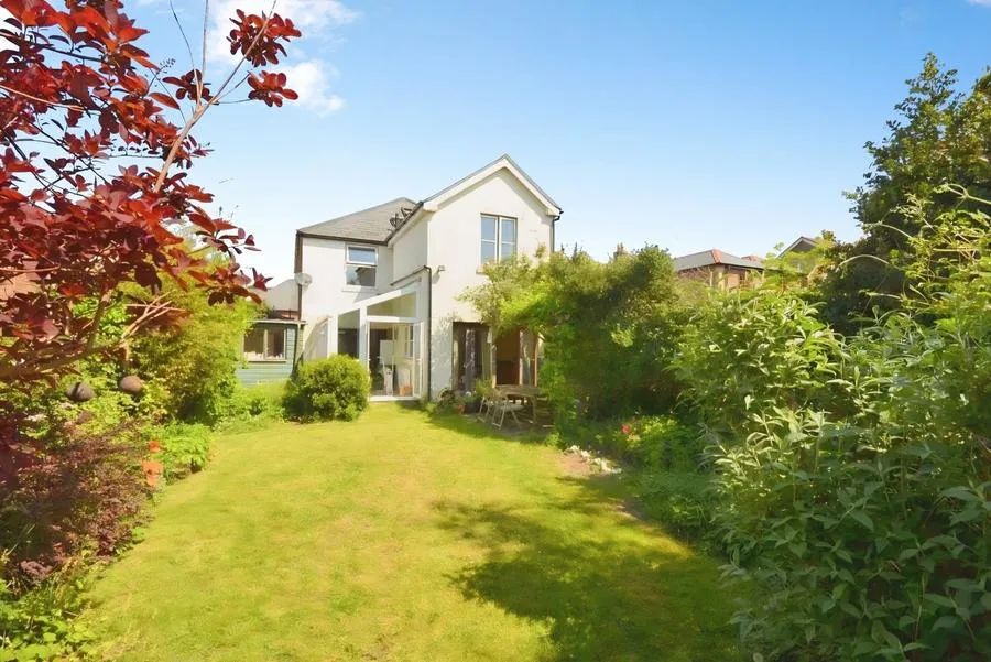 Albert Road, Cowes, PO31, photo 7