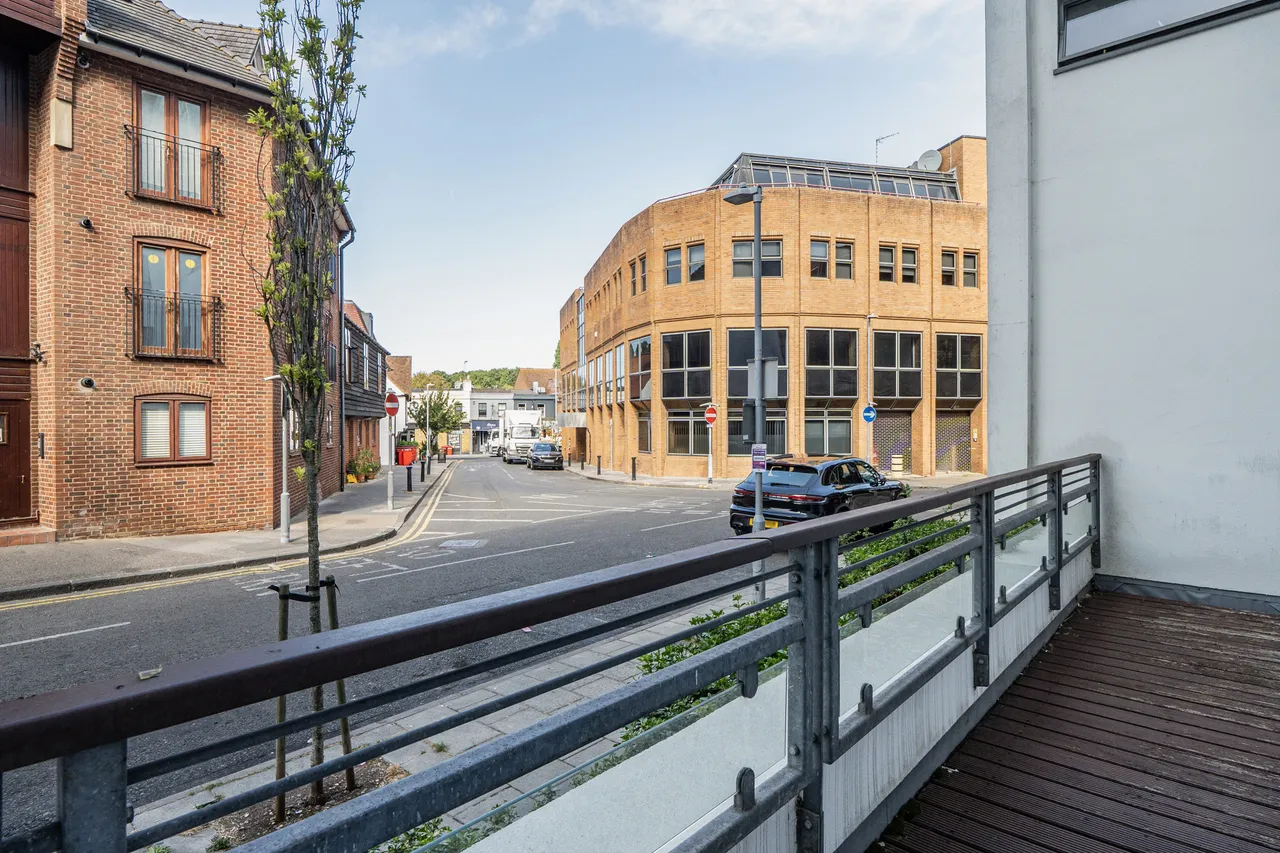 5 Avante Court, The Bittoms, Kingston upon Thames, photo 6