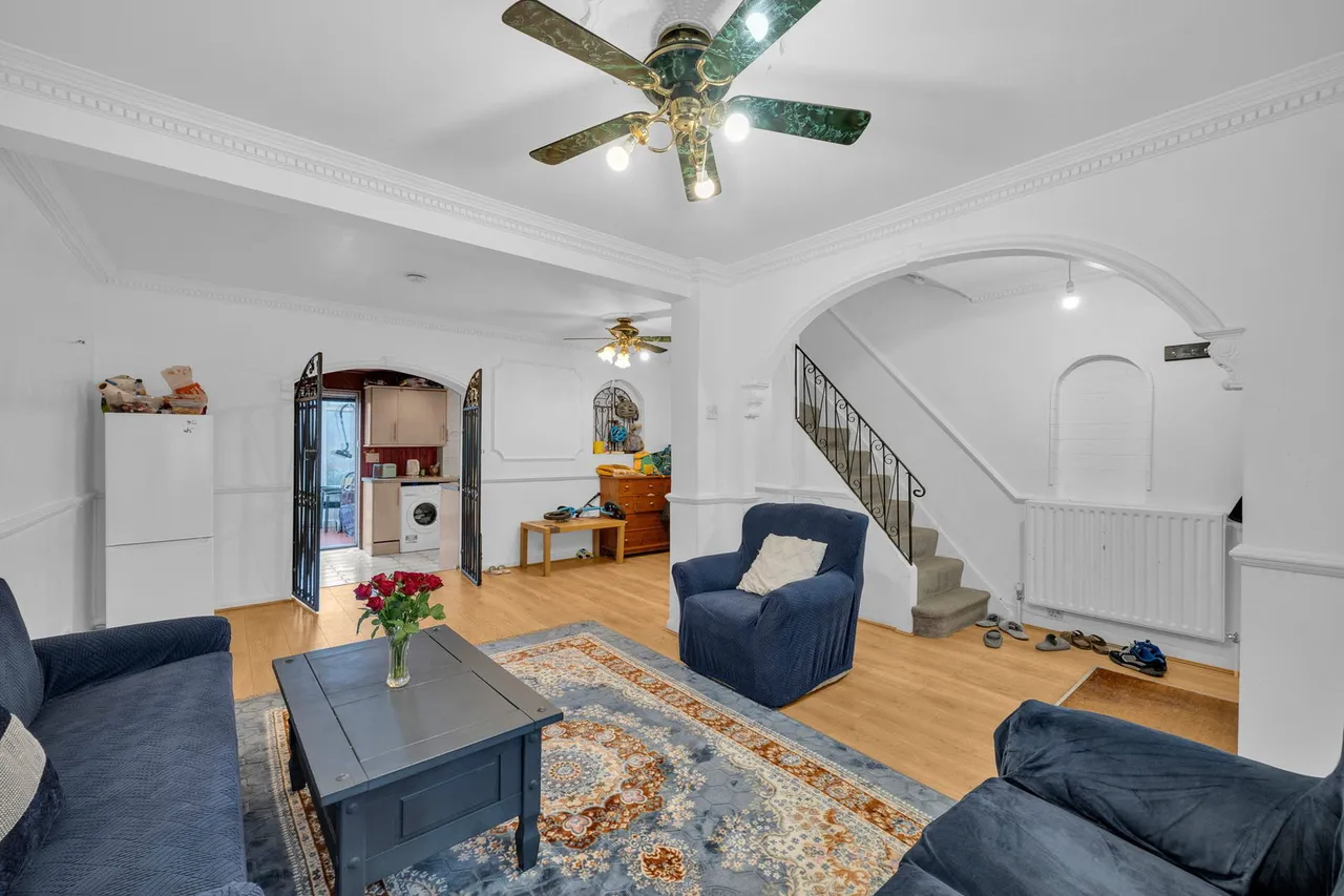 Bracondale Road, Abbey Wood, SE2, photo 3