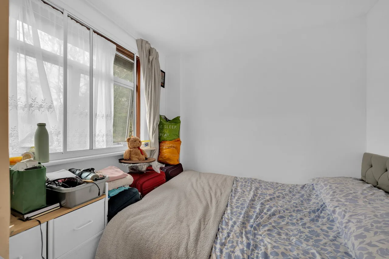 Bracondale Road, Abbey Wood, SE2, photo 11