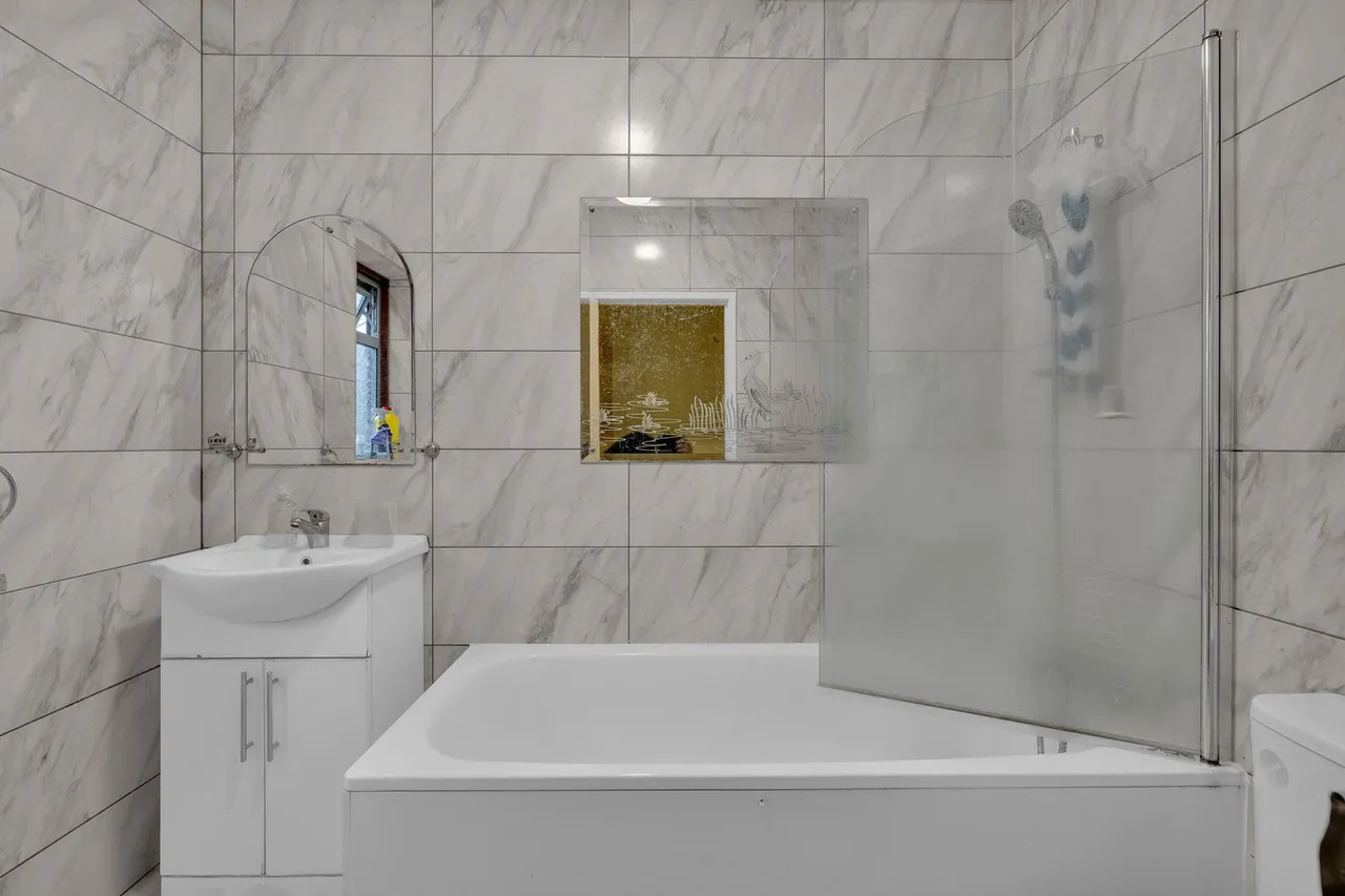 Bracondale Road, Abbey Wood, SE2, photo 8