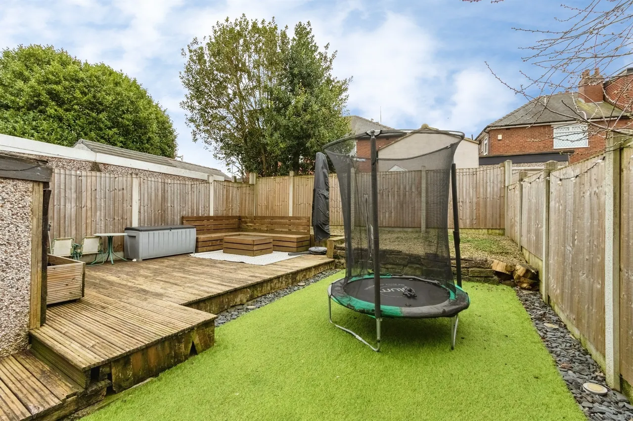 The Oval, Leeds, LS14, photo 14