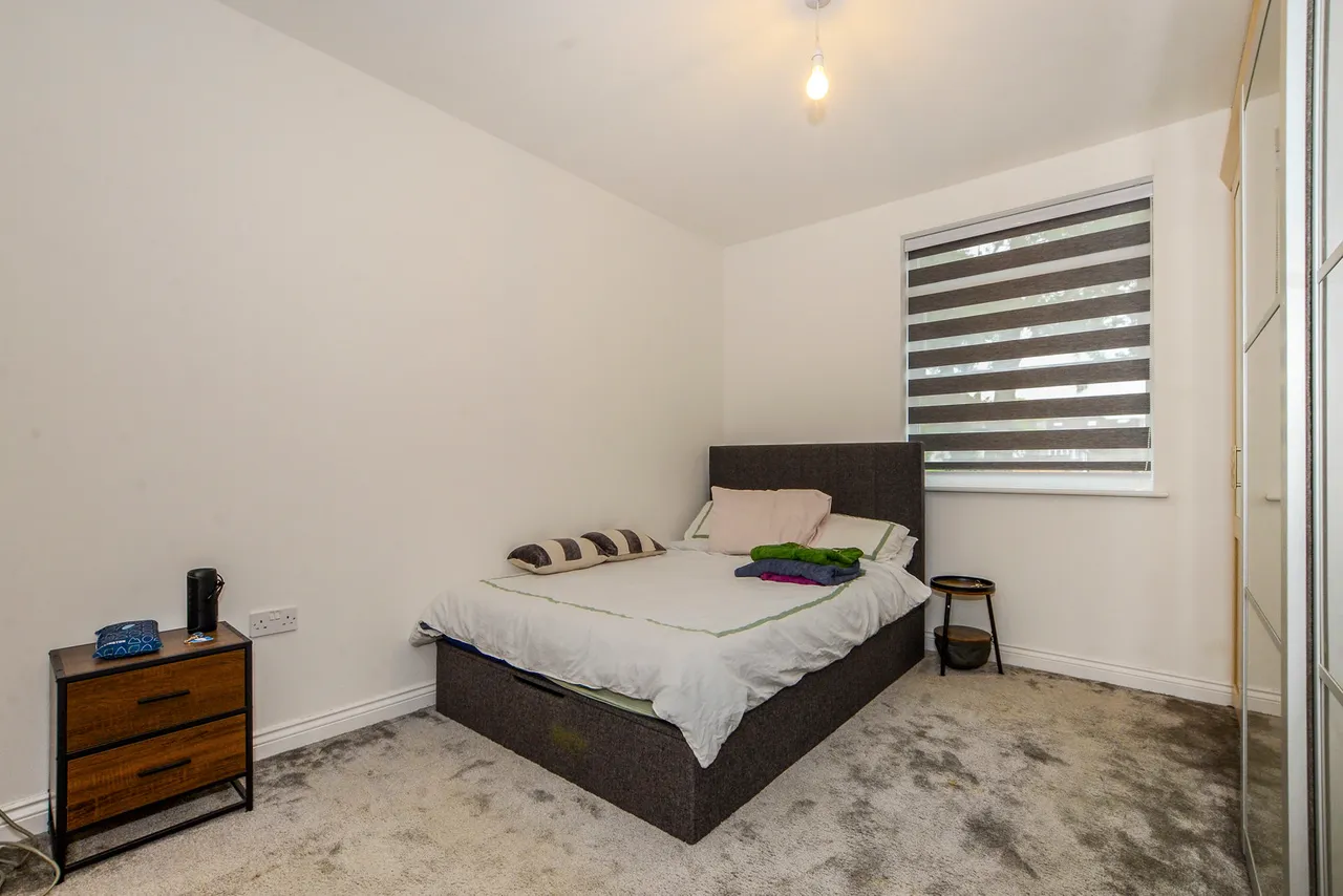 Stonegrove, Edgware Fees Apply, HA8, photo 8