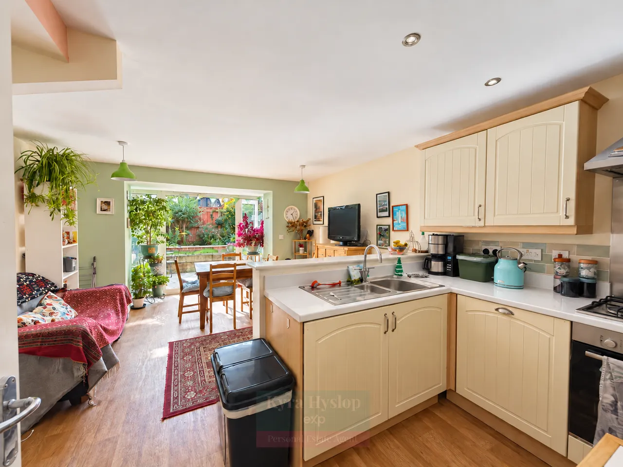 Seldon Crescent, Exeter, EX1, photo 2