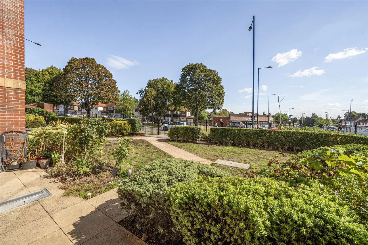 Quinton Lane, Quinton, B32, photo 14