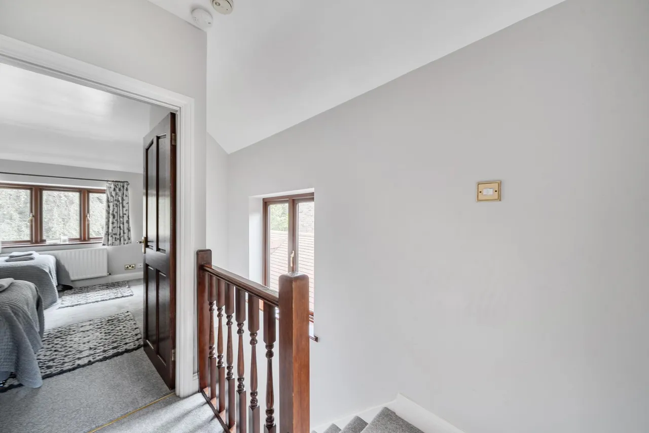 Waterhouse Lane, Kingswood, KT20, photo 26