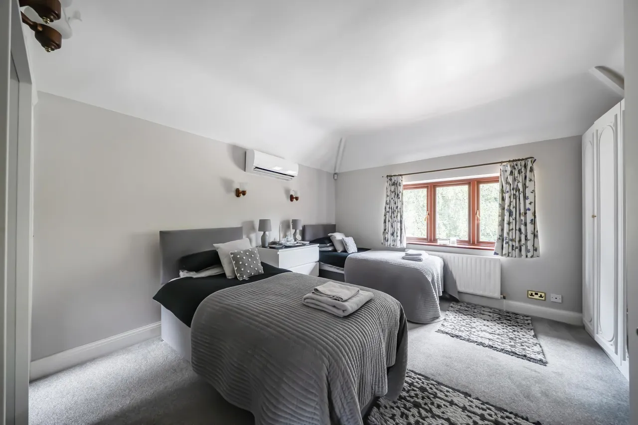 Waterhouse Lane, Kingswood, KT20, photo 30