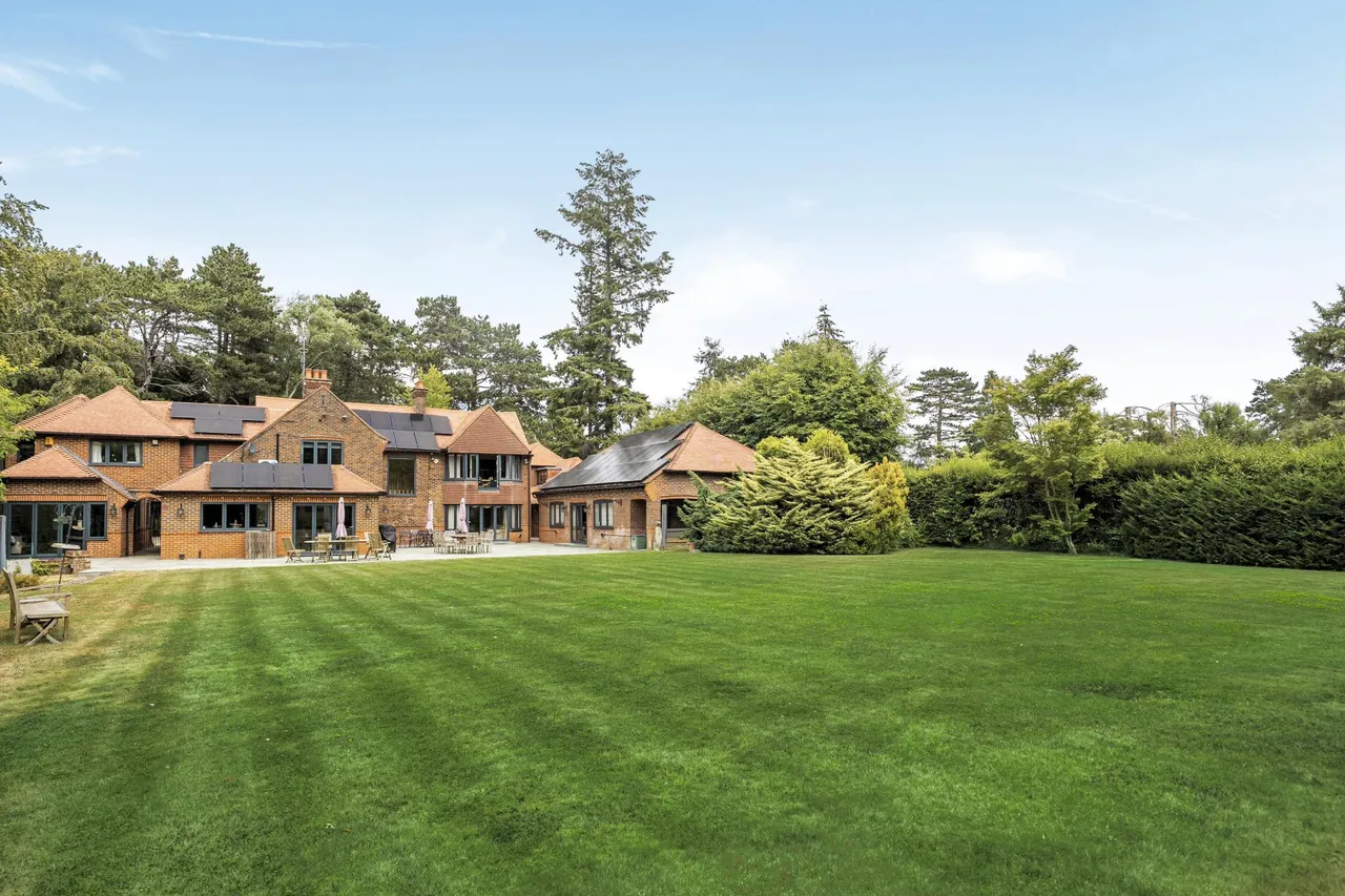 Waterhouse Lane, Kingswood, KT20, photo 38