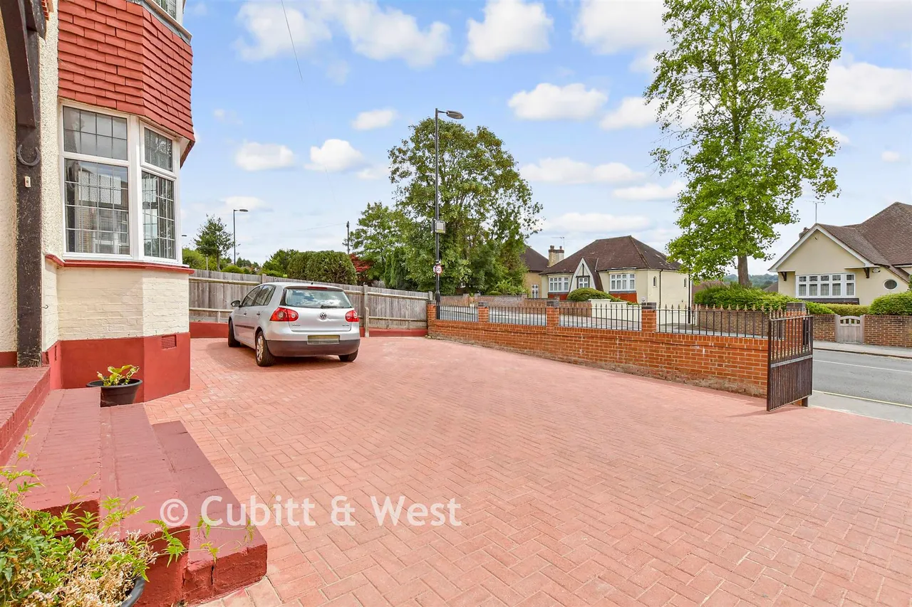 Pampisford Road, Purley, CR8, photo 16