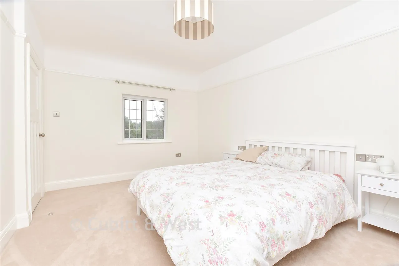 Pampisford Road, Purley, CR8, photo 14