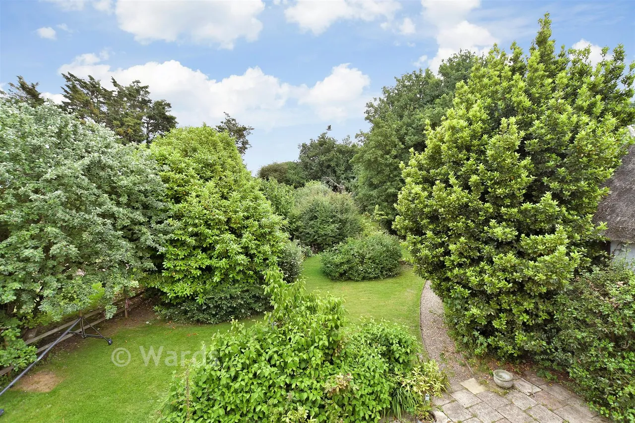 Chestnut Wood Lane, Borden, ME9, photo 10