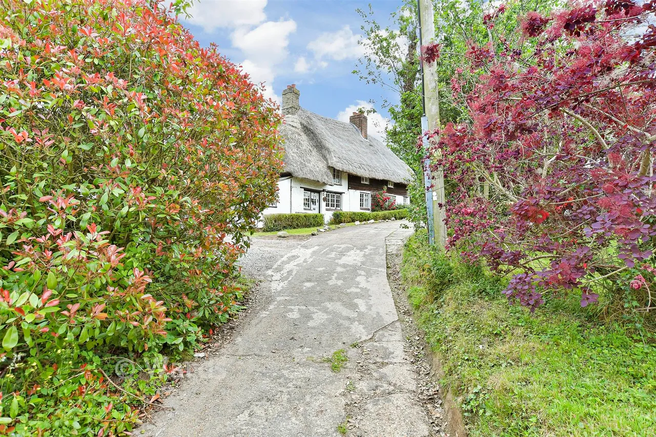 Chestnut Wood Lane, Borden, ME9, photo 13