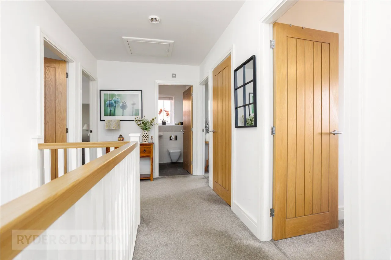 Tarnside Close, Rochdale, OL16, photo 22