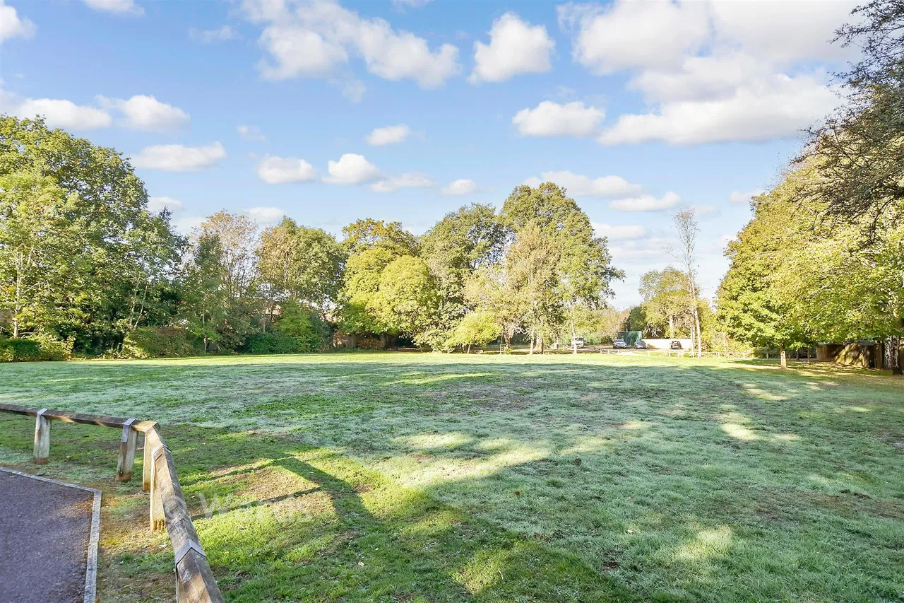 Redland Avenue, Tunbridge Wells, TN4, photo 13